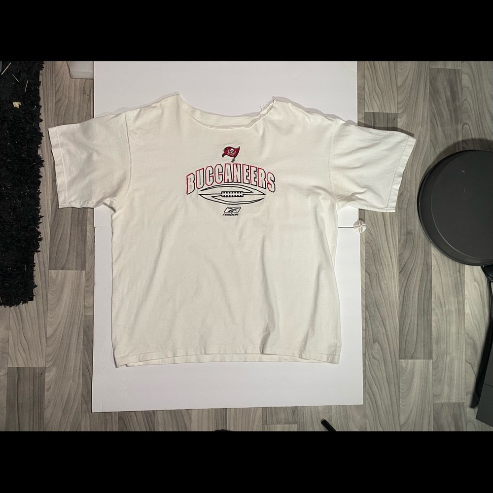 REEBOK BUCCANEERS TEE ☠️🏴‍☠️